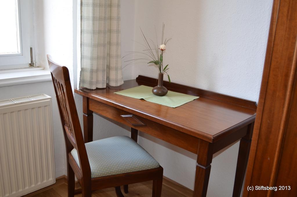 Stiftsberg - Bildungs- Und Freizeitzentrum Kyllburg Ngoại thất bức ảnh