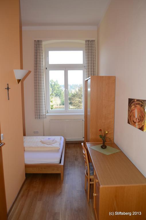Stiftsberg - Bildungs- Und Freizeitzentrum Kyllburg Ngoại thất bức ảnh