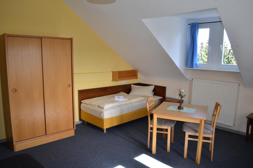 Stiftsberg - Bildungs- Und Freizeitzentrum Kyllburg Ngoại thất bức ảnh